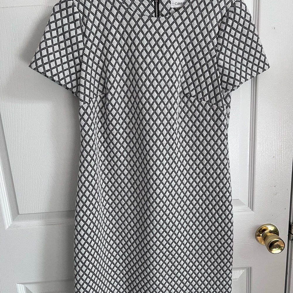 Calvin Klein Black and White Diamond-Print Midi Dress